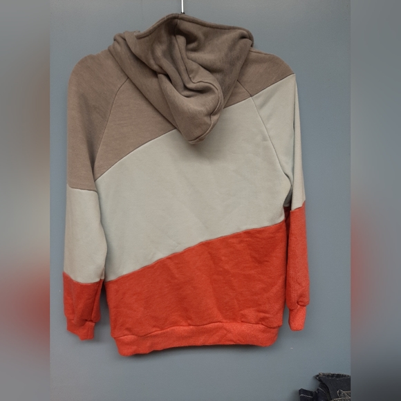 •Fashion Collection Multi Color Hoodie - Picture 2 of 3